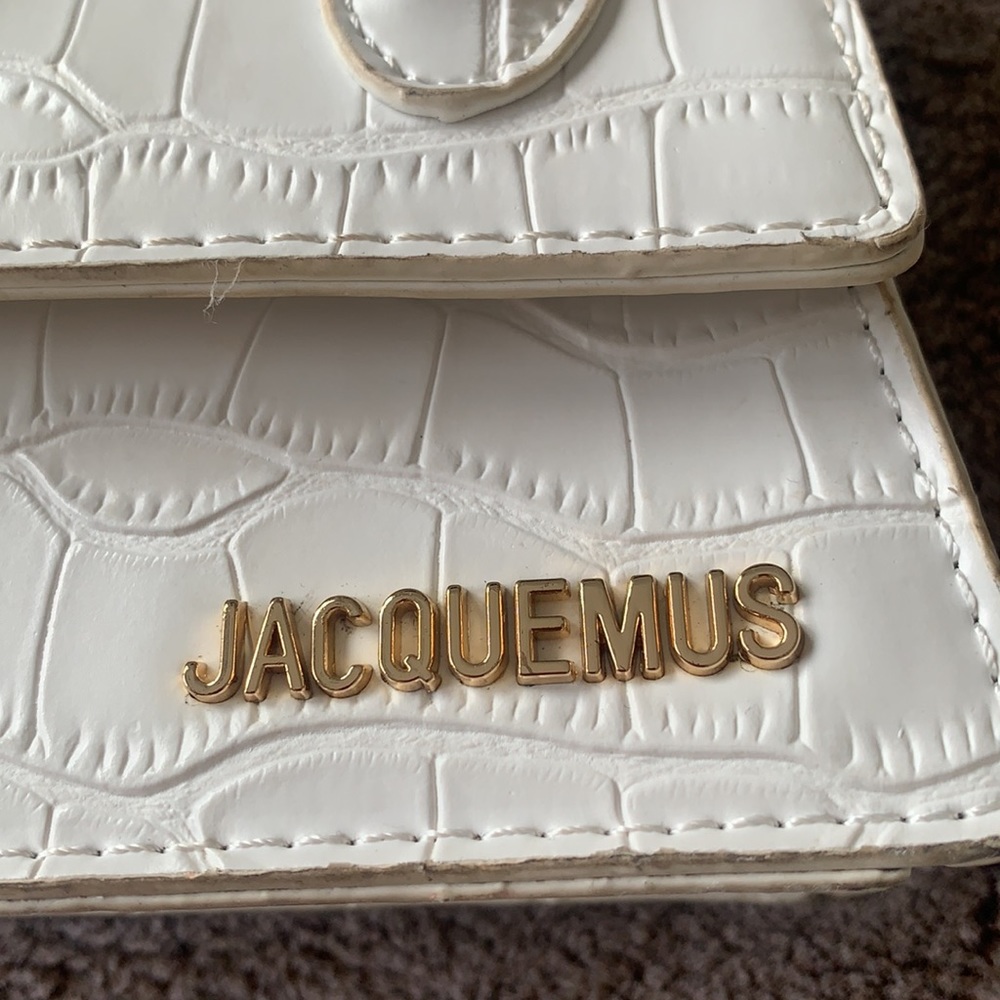 White purse - Picture 2 of 5